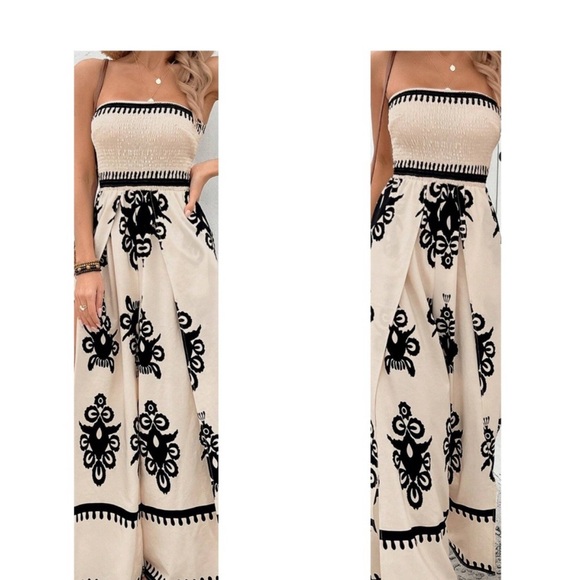 Boho Shirred Bodice Wide
BOUTIQUE
Leg Jumpsuit - Picture 8 of 9
